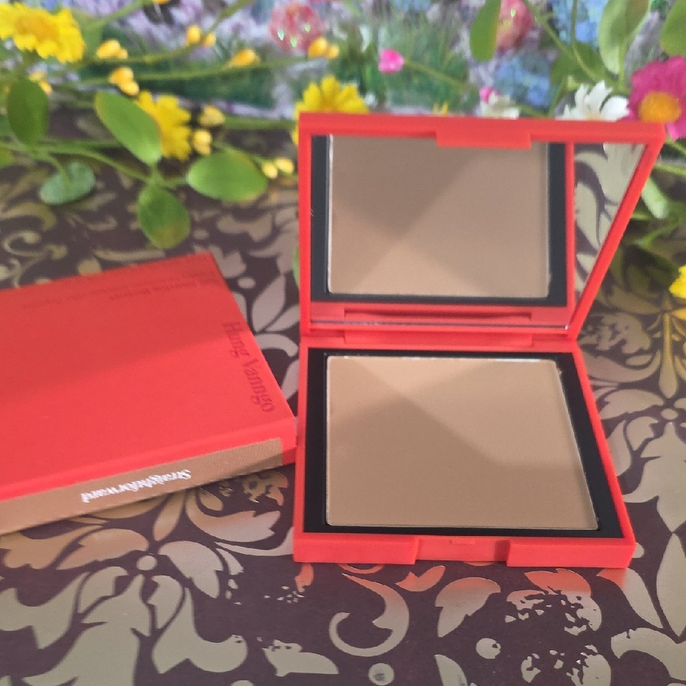 Hung Vanngo blurring matte bronzer *STRAIGHTFORWARD 25% from reg. $38
